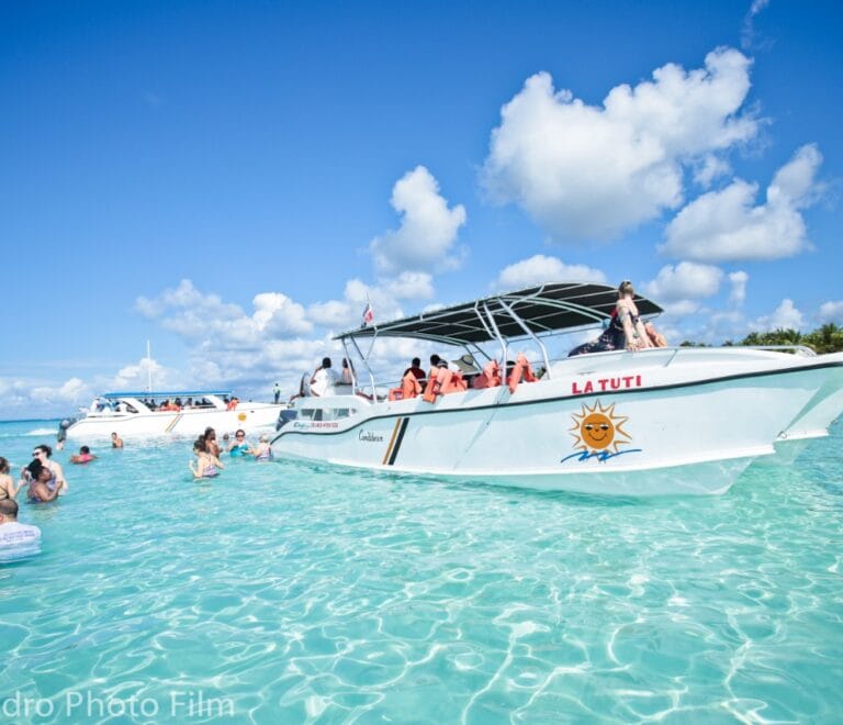 Piscina Natural durante la excursión Isla Saona en catamarán