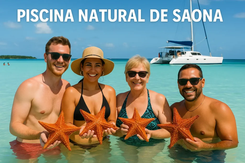 Turistas disfrutando de la Piscina Natural durante excursión en catamarán a Isla Saona